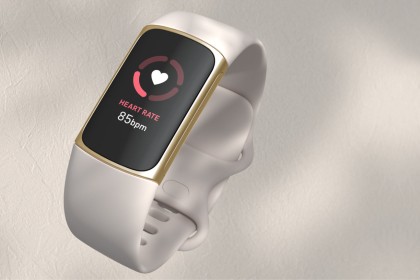 Fitbit Charge5正式发布：支持心电图监测，自带GPS